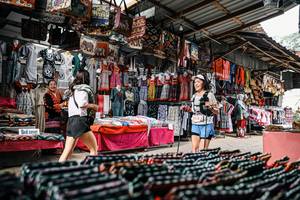 BIB: 
                            <button type="button" onclick="openModal(25552773)" class="btn btn-primary btn-sm float-right btn-popup" data-toggle="modal" data-target=".modal-high-quality">
                        <i class="fas fa-shopping-cart"></i> Add to Cart
                    </button>
                                            <button type="button" onclick="isThisMe(25552773, true)" class="btn btn-success btn-sm float-right btn-popup btn-isme hidden" data-toggle="tooltip" data-placement="bottom" title="นี่คือรูปของคุณใช่ไหม คลิกที่นี่เพื่อเอาเข้าอัลบั้ม">
                        <i class="fas fa-plus"></i> Add to album
                    </button>
                    <button type="button" onclick="isThisMe(25552773, false)" class="btn btn-warning btn-sm float-right btn-popup btn-isnotme hidden">
                        <i class="fas fa-ban"></i> Remove from album
                    </button>